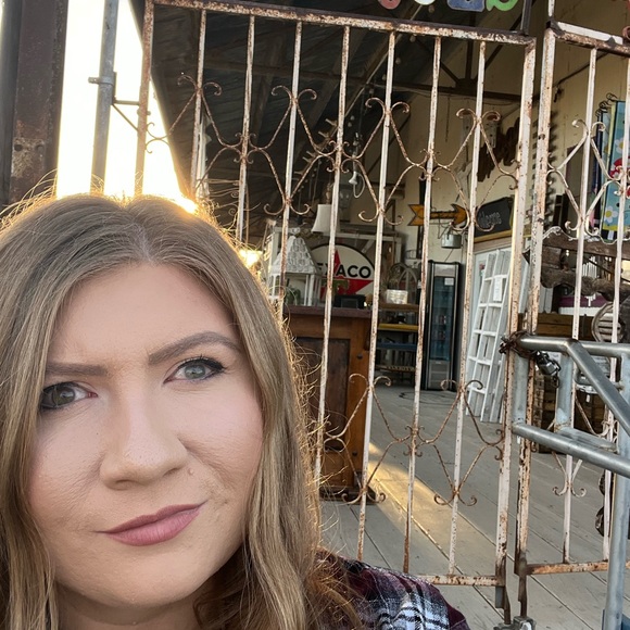 Hi, I’m Savanah! - Picture 7 of 10